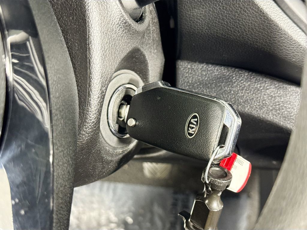 Used 2019 Kia Forte Sedan image 16