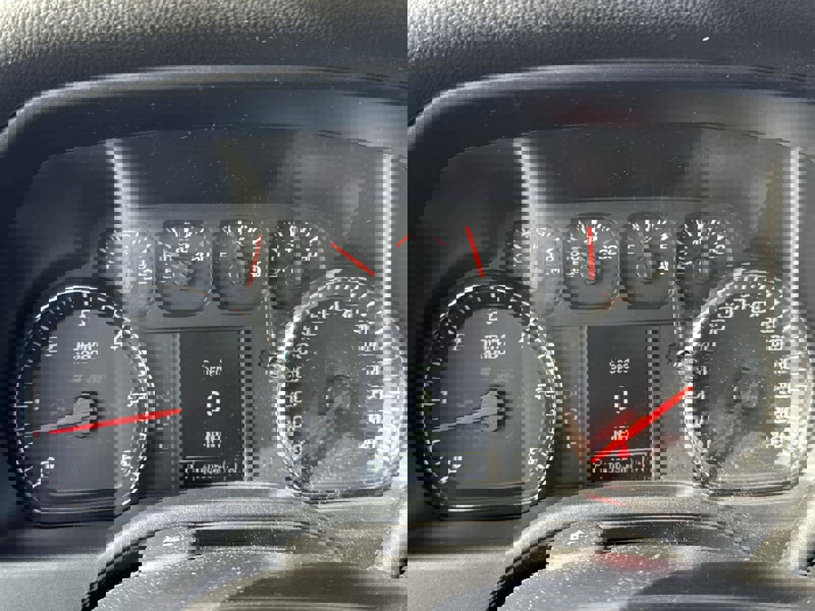 Used 2017 GMC Sierra 1500 4WD Reg Cab 133.0 w/ Sierra Convenience Package image 24