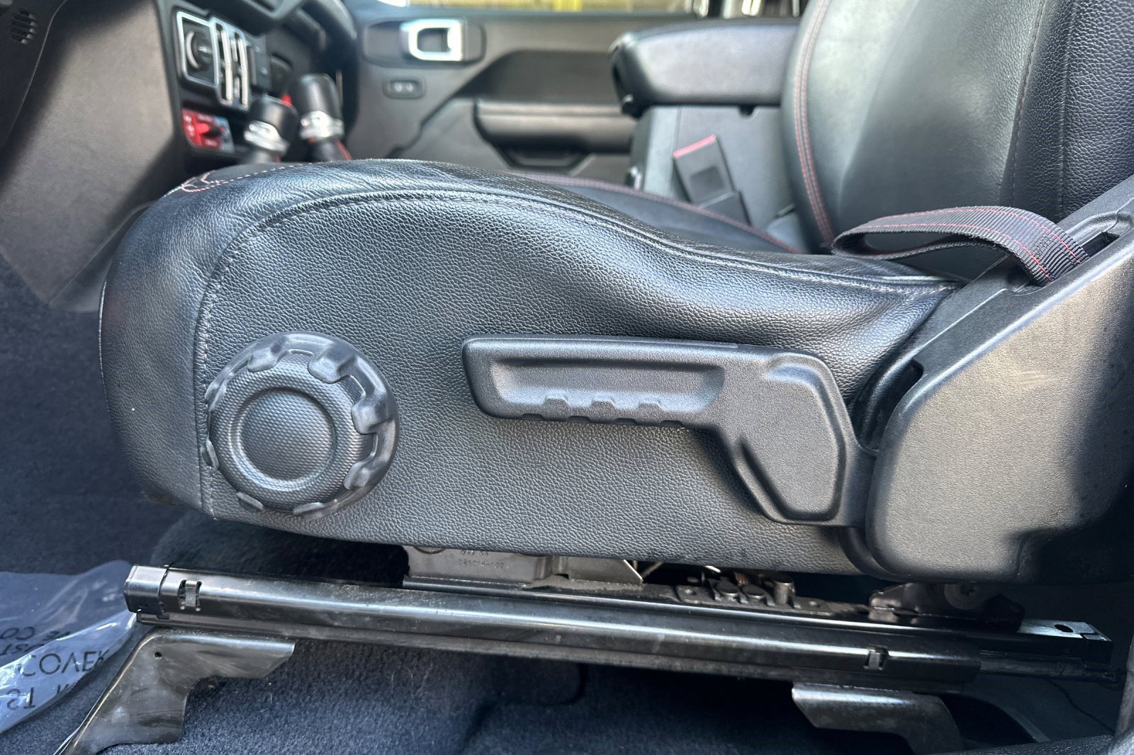 Used 2020 Jeep Wrangler Unlimited Rubicon image 14