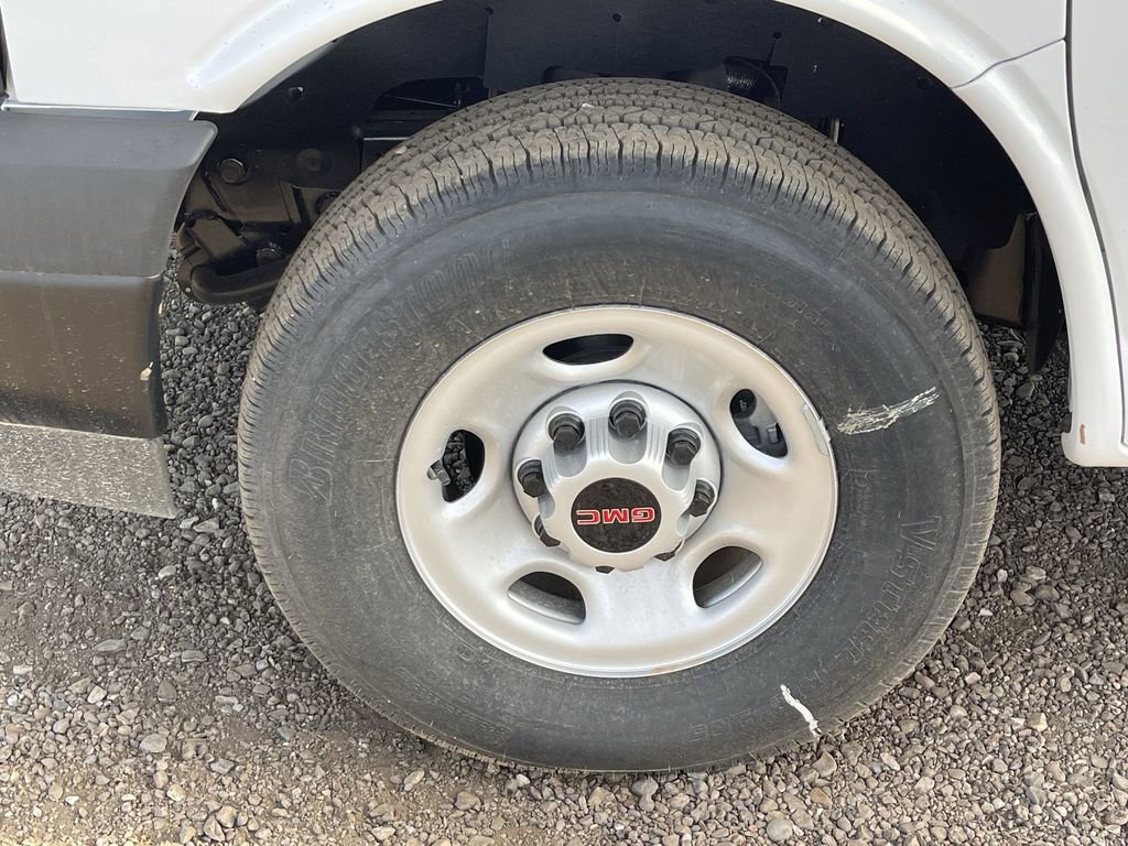 New 2025 GMC Savana 2500 Extended w/ Driver Convenience Package image 27