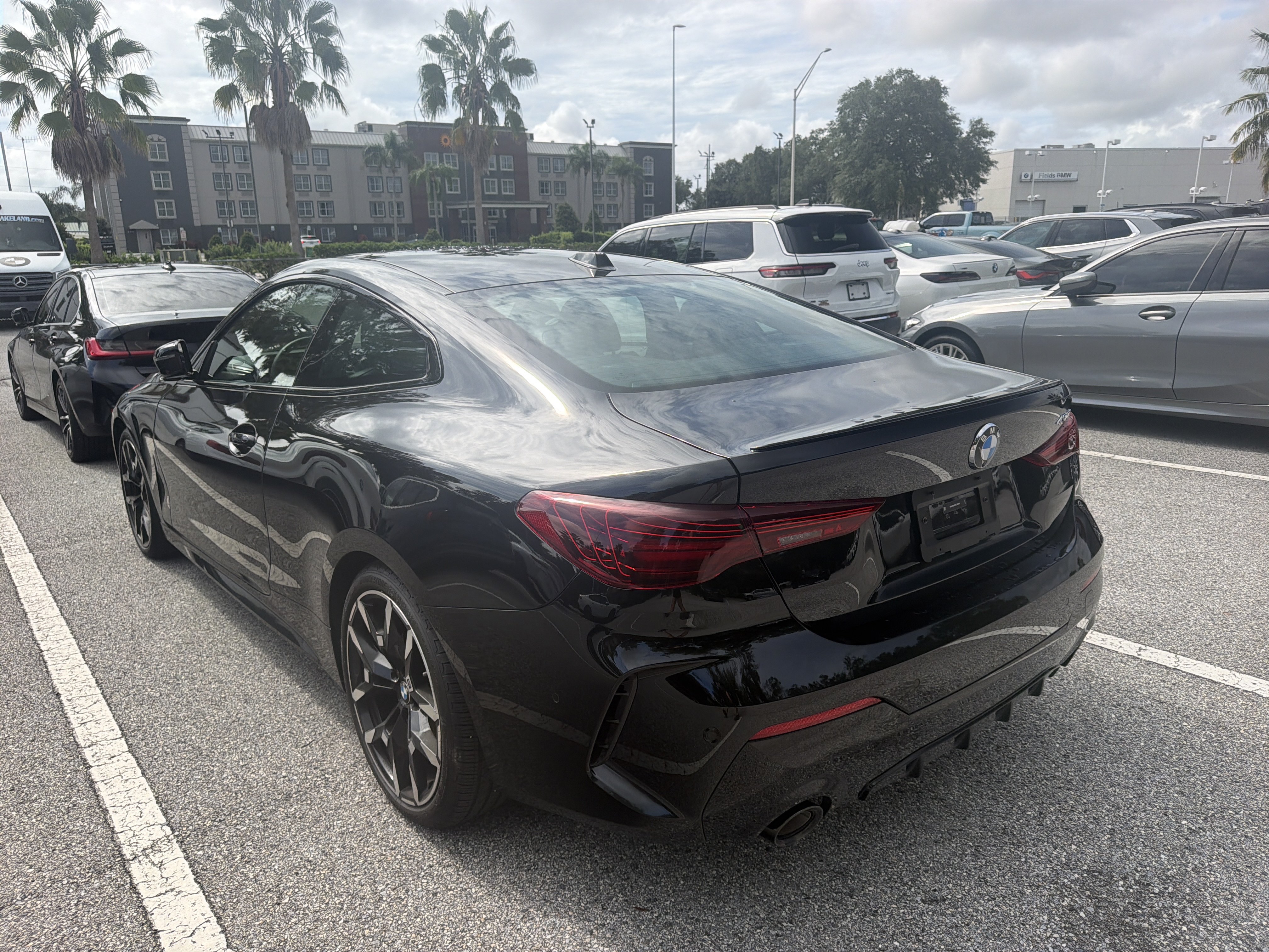 Certified 2025 BMW 430i Coupe w/ M Sport Package RWD image 3
