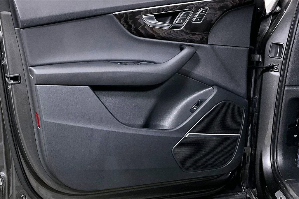 Used 2021 Audi Q7 3.0T Premium Plus w/ Premium Plus Package image 23