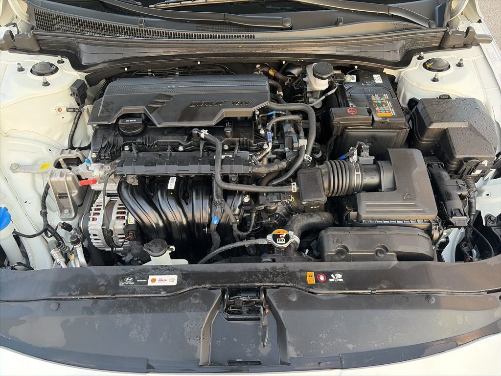 Used 2024 Hyundai Elantra SEL w/ Convenience Package image 32