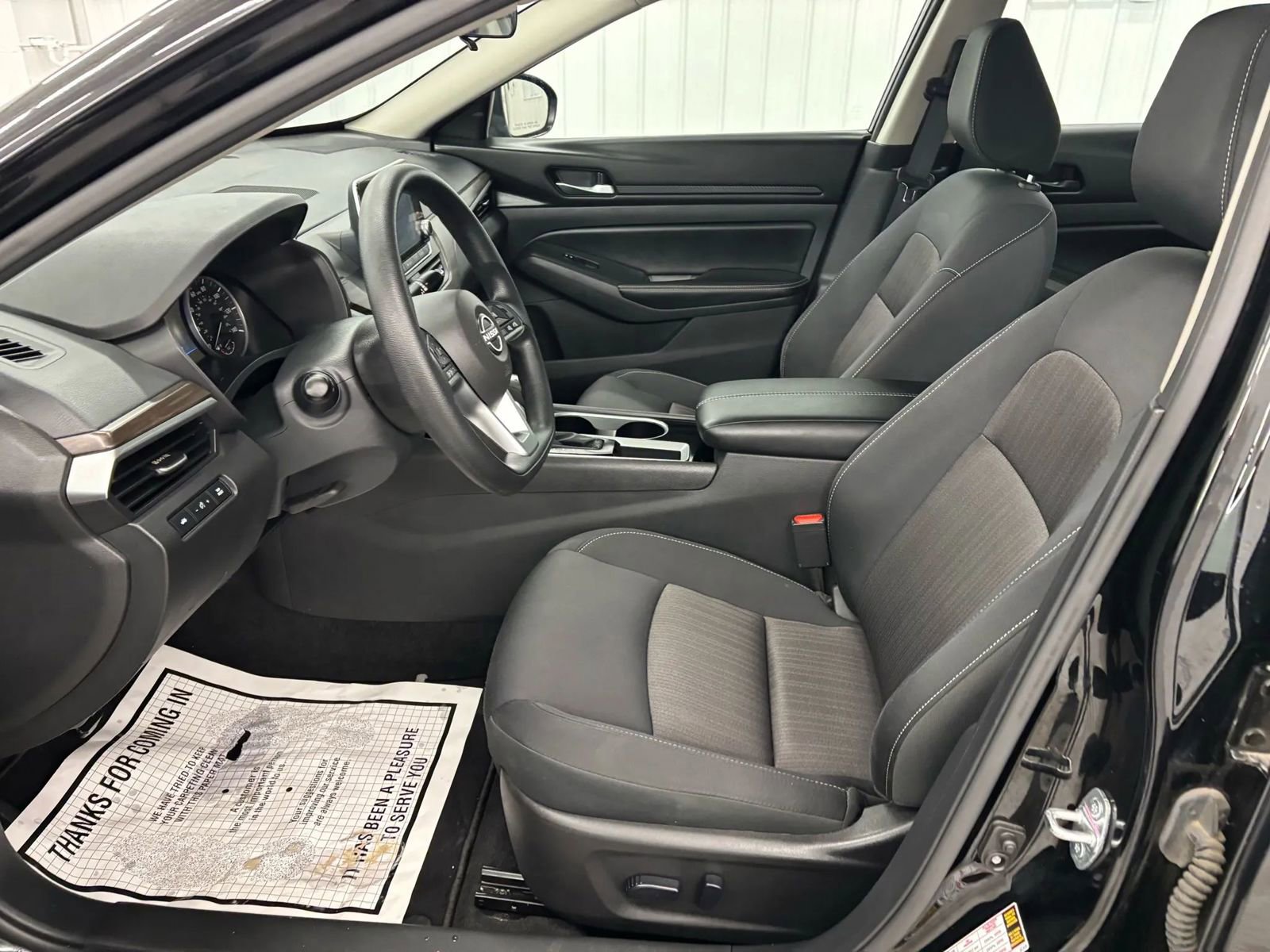 Used 2024 Nissan Altima 2.5 SV FWD image 39