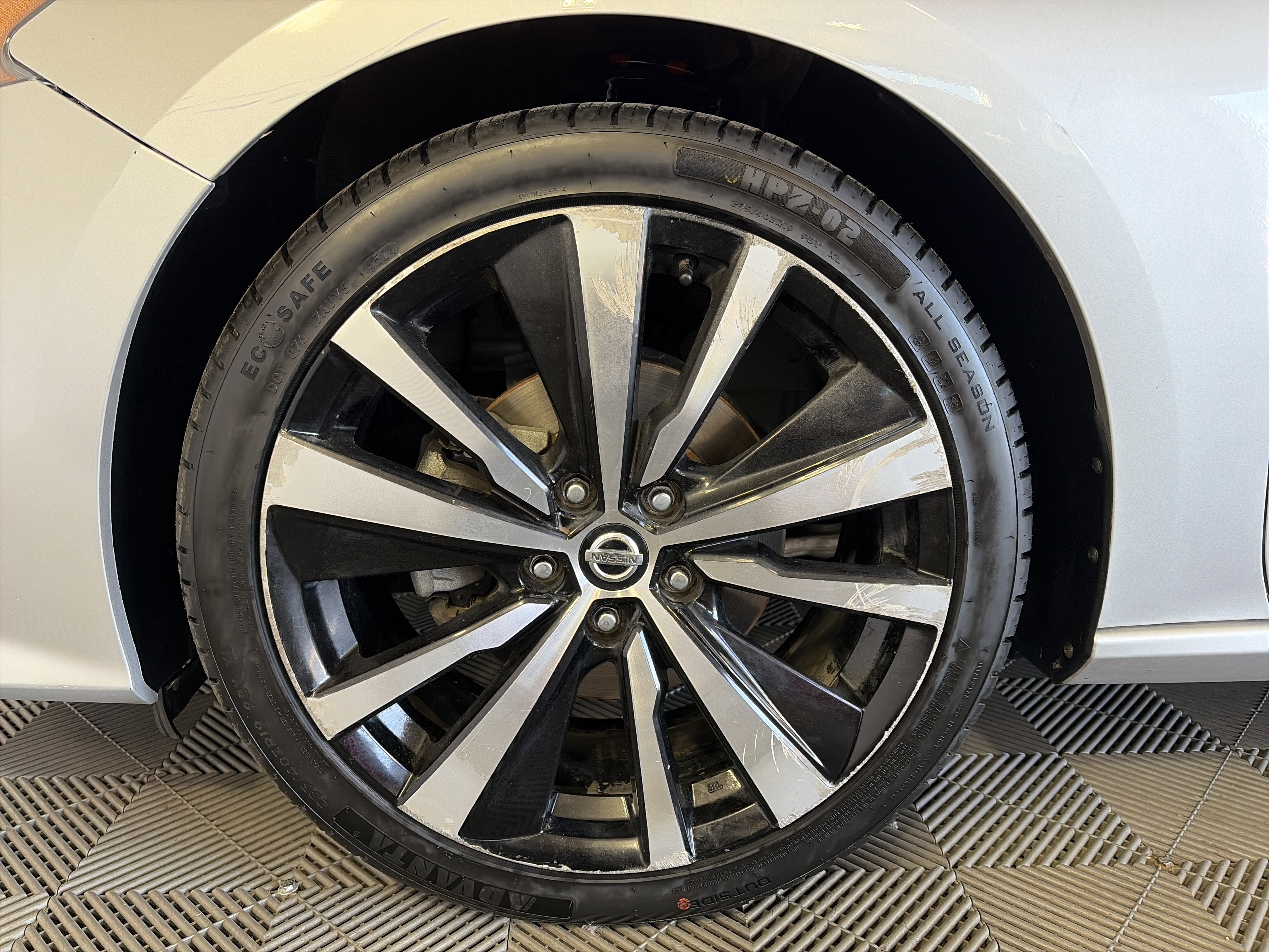 Used 2019 Nissan Altima 2.5 SR image 41