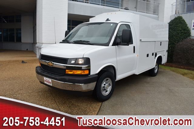 New 2025 Chevrolet Express 3500 w/ Power Convenience Package RWD image 5