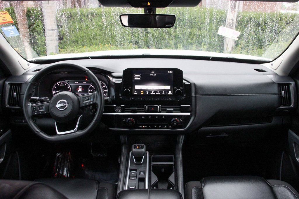 Used 2024 Nissan Pathfinder SL w/ SL Premium Package image 26