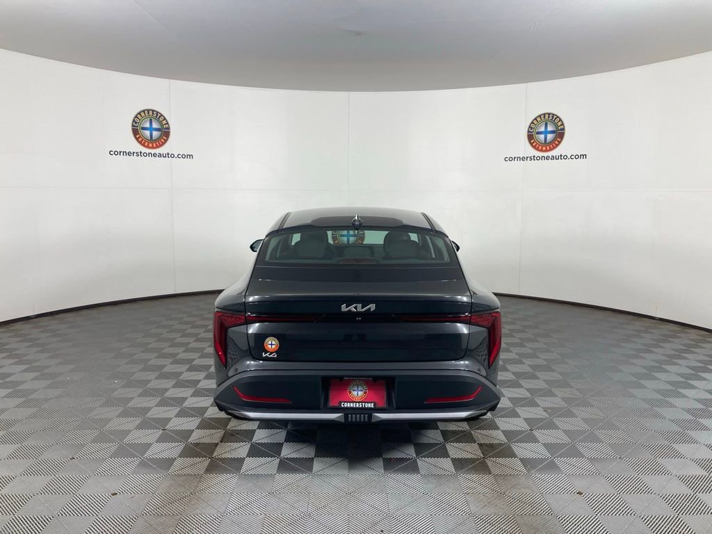 New 2025 Kia K4 LXS image 18