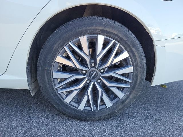 Used 2023 Nissan Altima 2.5 SV image 17