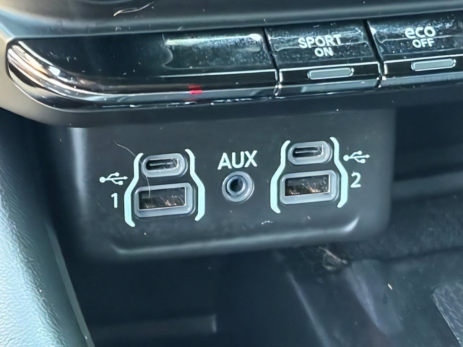 Used 2021 Dodge Durango R/T w/ Blacktop Package RWD image 23