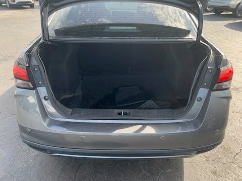 Used 2020 Nissan Versa S image 3