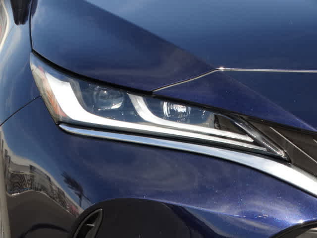 Certified 2023 Toyota Venza LE AWD/4WD image 5