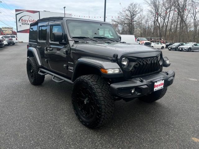 Used 2018 Jeep Wrangler Unlimited Sahara image 19