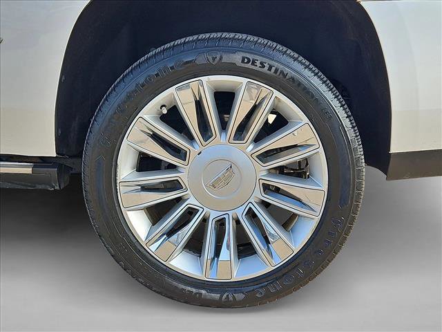 Used 2019 Cadillac Escalade Platinum image 28