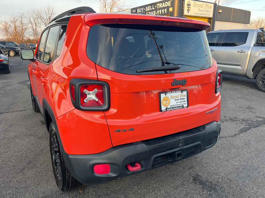 Used 2017 Jeep Renegade Trailhawk w/ Premium Trailhawk Package image 15