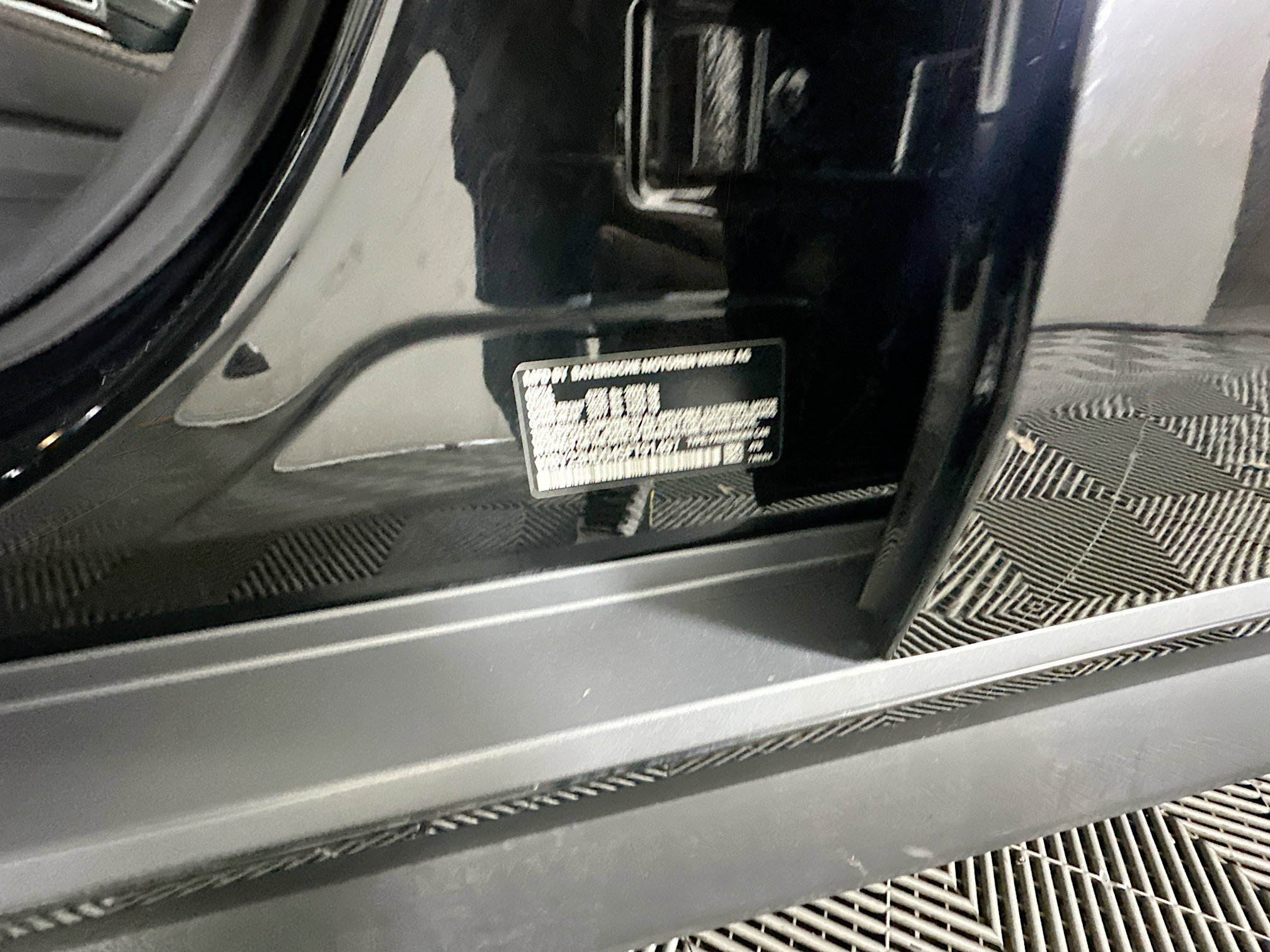 Used 2025 BMW i4 eDrive40 image 12