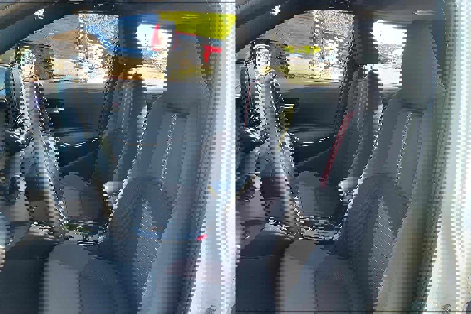 Used 2024 Toyota Corolla SE w/ SE Package image 8