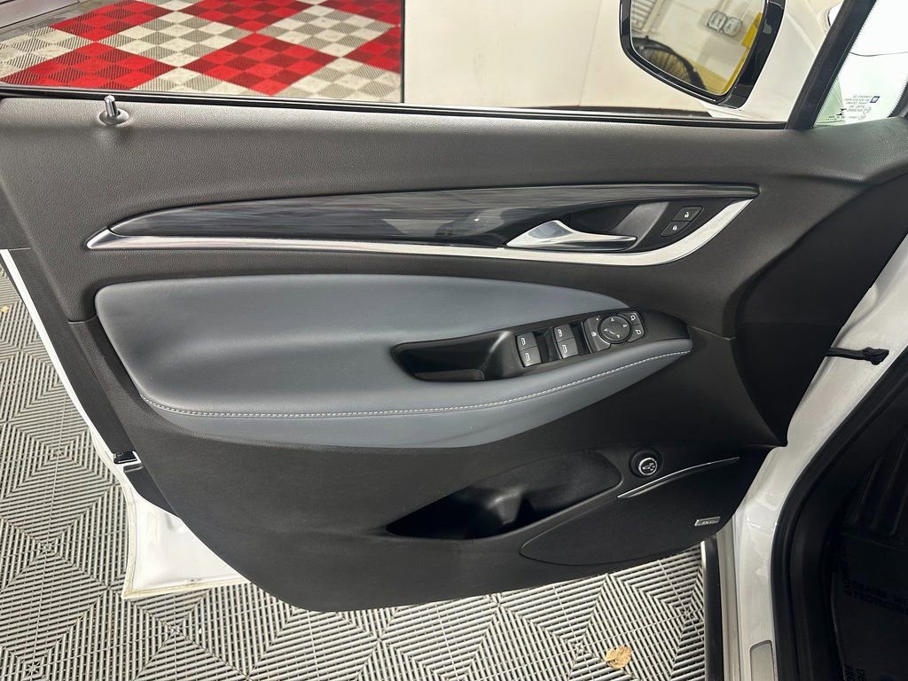 Used 2023 Buick Enclave Essence w/ Experience Buick Package AWD/4WD image 20