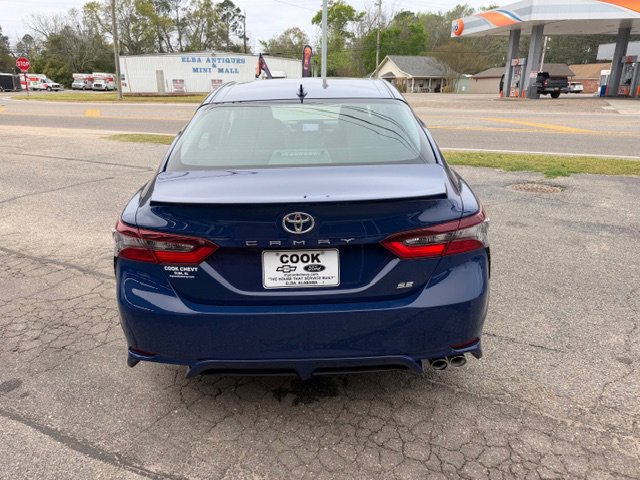 Used 2024 Toyota Camry SE FWD image 7