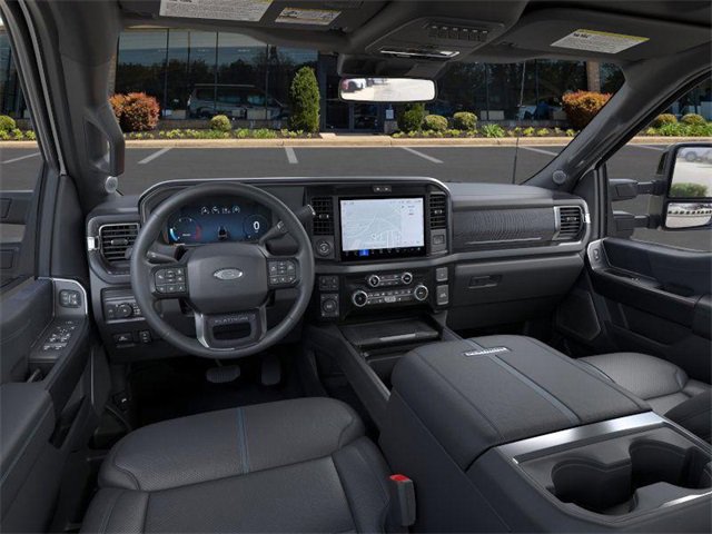 New 2025 Ford F350 Platinum w/ FX4 Off-Road Package image 9