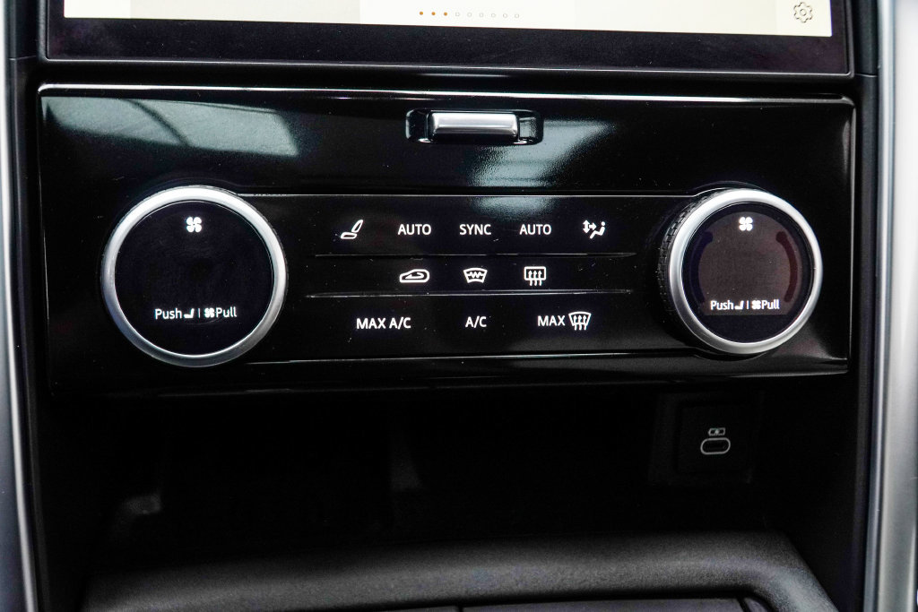 Used 2023 Land Rover Discovery HSE R-Dynamic AWD/4WD image 28