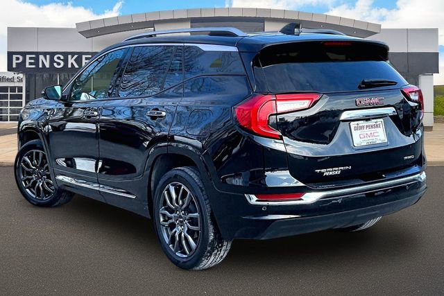 Certified 2024 GMC Terrain Denali w/ Black Diamond Edition image 12