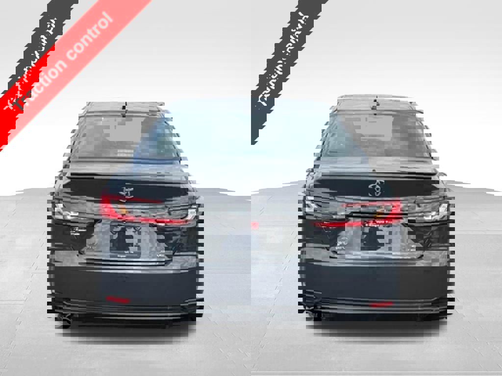 Certified 2025 Toyota Camry SE image 4