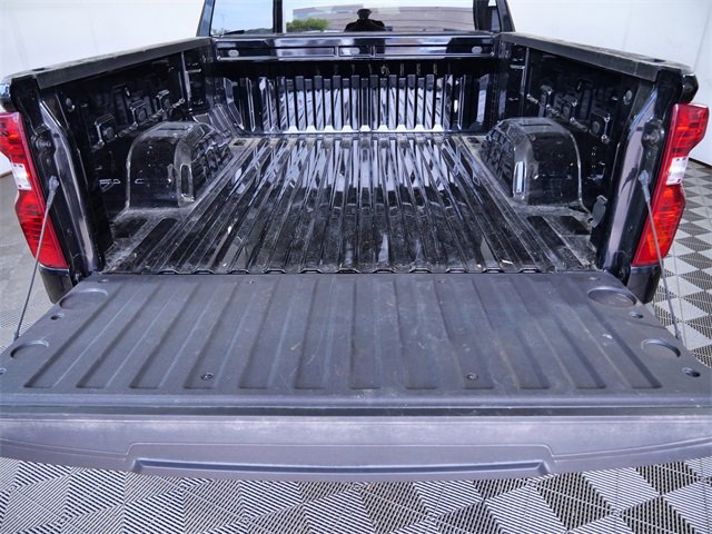 Used 2024 Chevrolet Silverado 1500 LT image 9