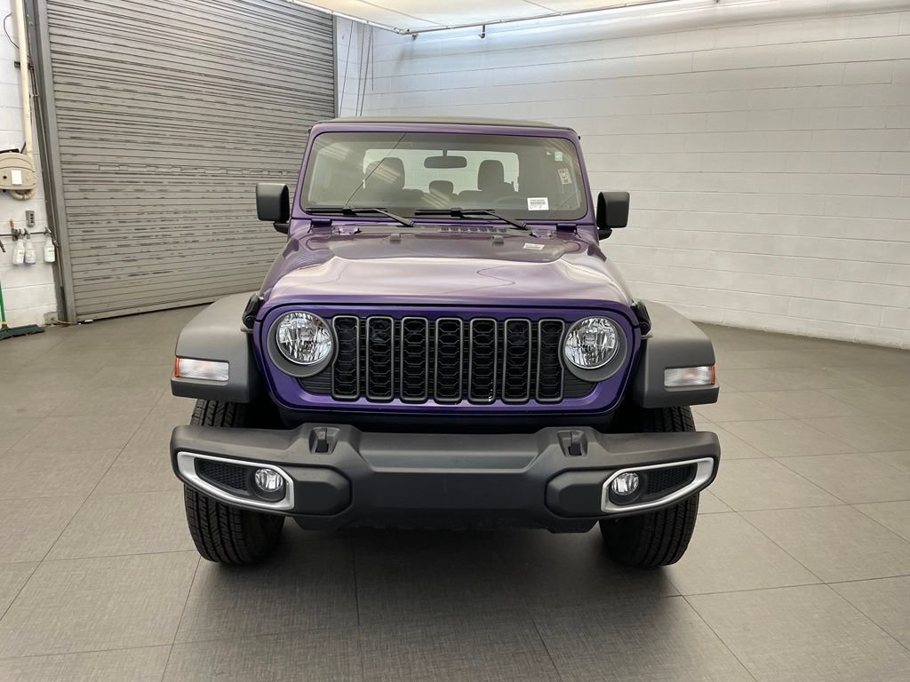 New 2026 Jeep Gladiator Sport AWD/4WD image 6