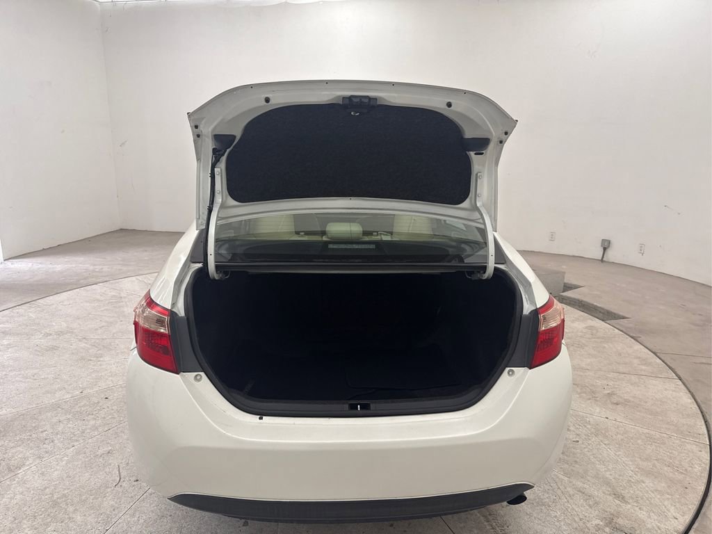 Used 2017 Toyota Corolla LE FWD image 23