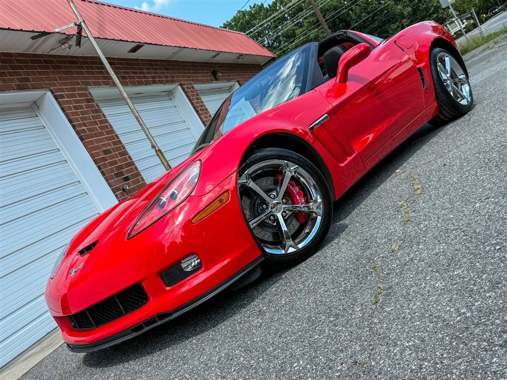 Used 2012 Chevrolet Corvette Grand Sport RWD image 7