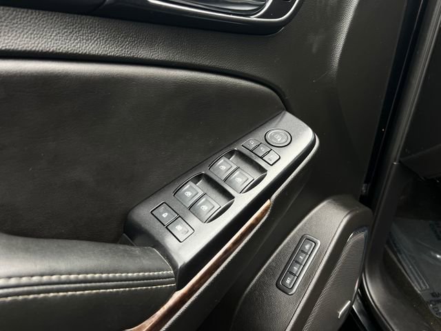 Used 2018 Chevrolet Tahoe LT image 11