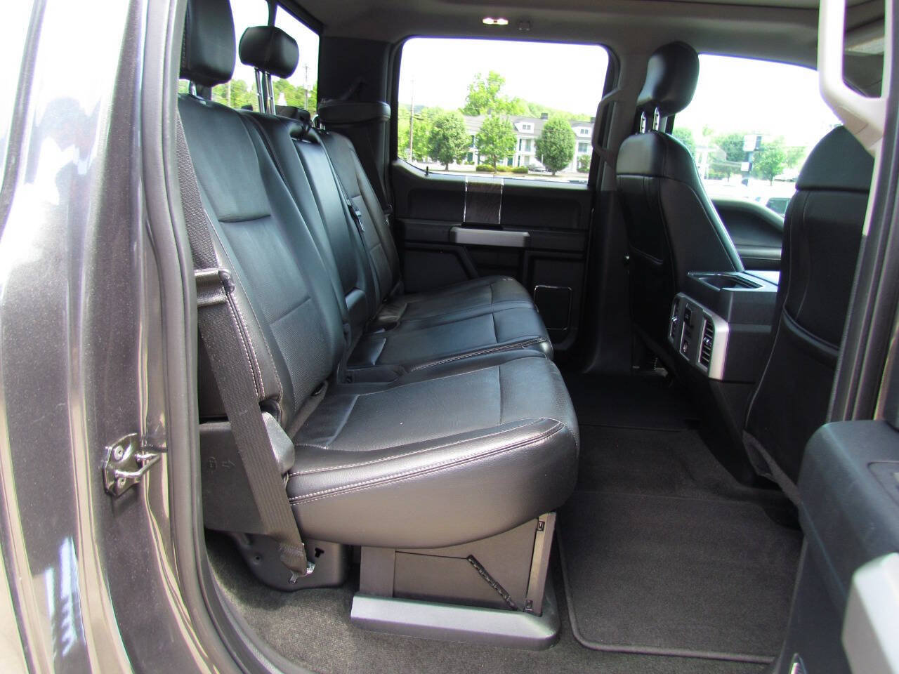 Used 2017 Ford F250 Lariat w/ Lariat Ultimate Package AWD/4WD image 14