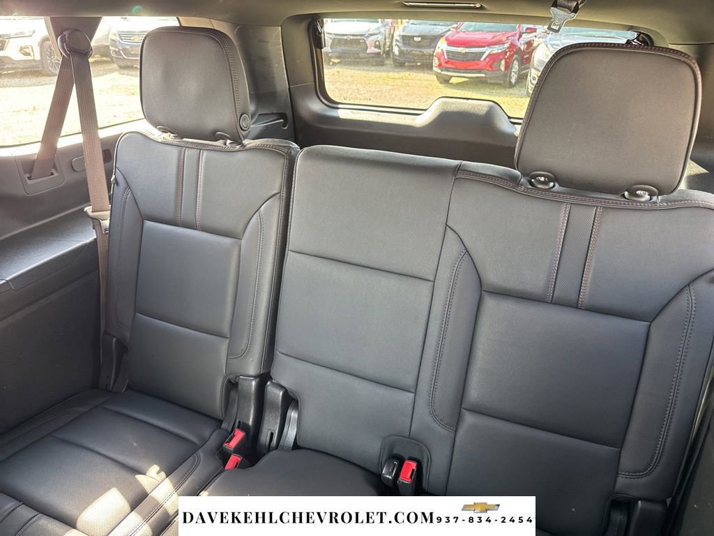 Used 2023 Chevrolet Suburban RST w/ Luxury Package AWD/4WD image 23