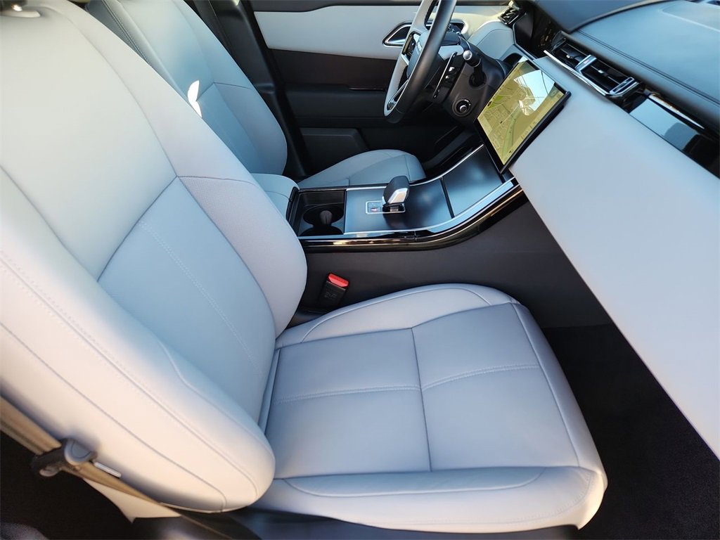 Used 2026 Land Rover Range Rover Velar Dynamic SE image 22