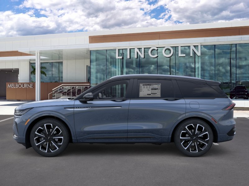 New 2026 Lincoln Nautilus Reserve AWD/4WD image 3