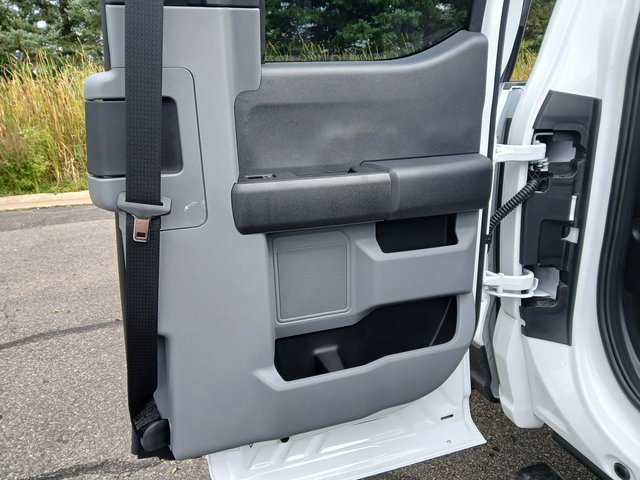New 2026 Ford F350 XL w/ XL Chrome Package image 27