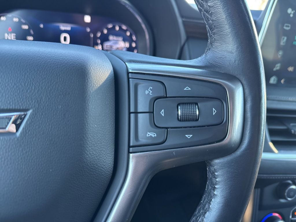 Used 2022 Chevrolet Suburban Z71 image 29