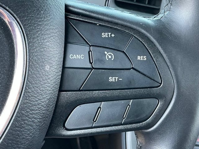 Used 2023 Dodge Challenger SXT RWD image 25