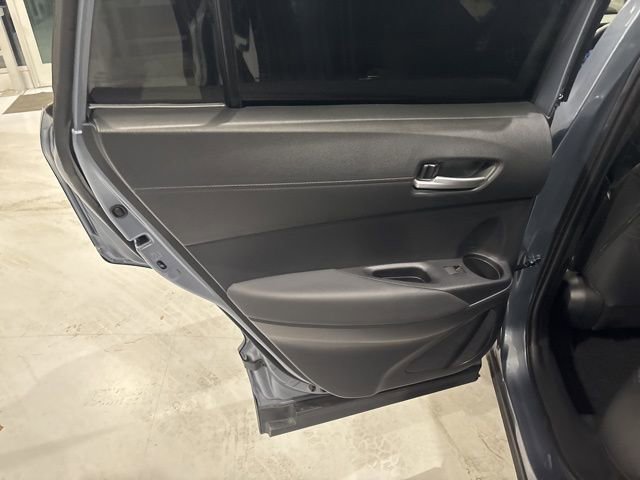 Used 2025 Toyota Corolla Cross XLE w/ Convenience Package AWD/4WD image 29