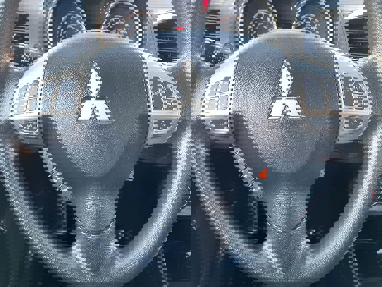 Used 2014 Mitsubishi Lancer SE image 10