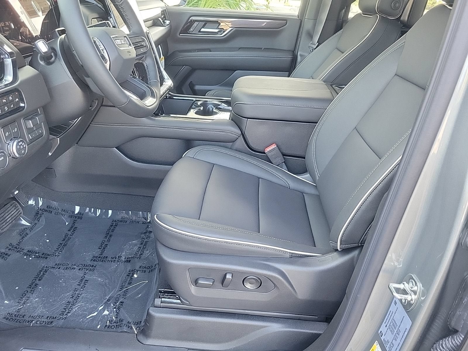 New 2026 GMC Yukon XL Elevation w/ Elevation Premium Package AWD/4WD image 11