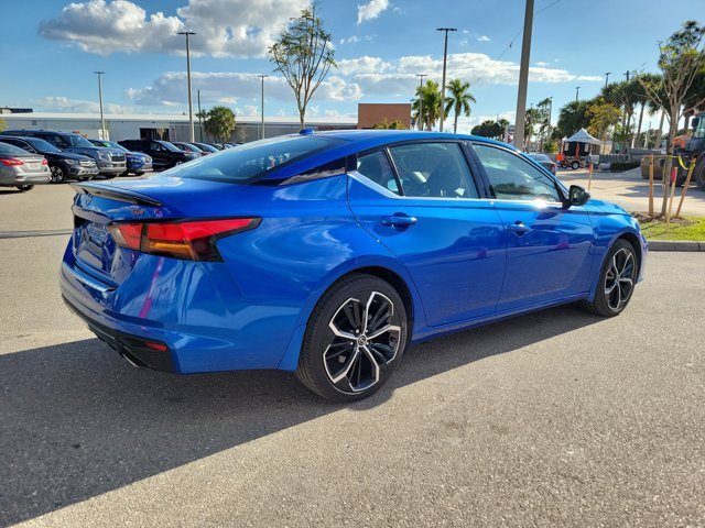 Certified 2025 Nissan Altima 2.5 SR image 5