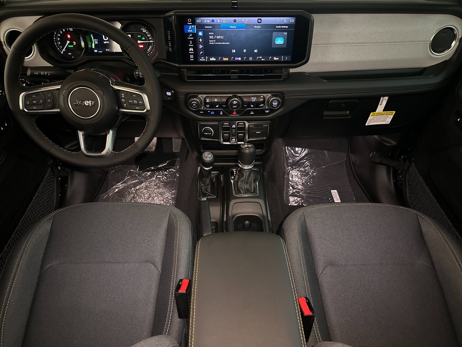 New 2025 Jeep Wrangler Unlimited Sahara image 12