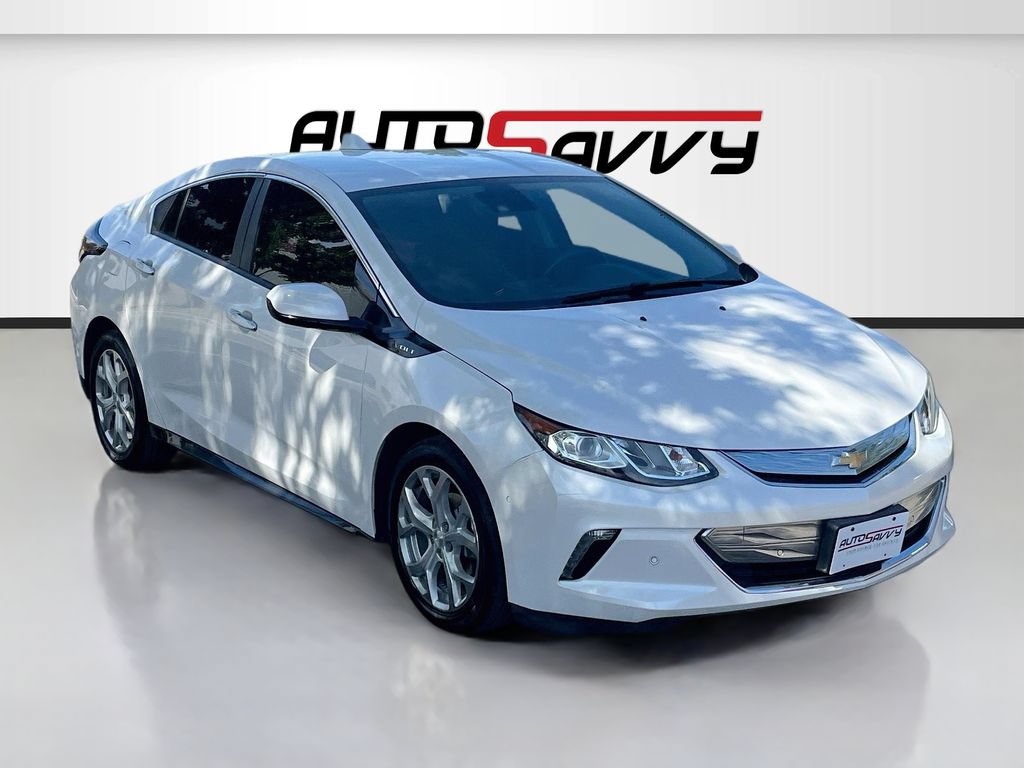 Used 2018 Chevrolet Volt Premier w/ Driver Confidence Package FWD image 1