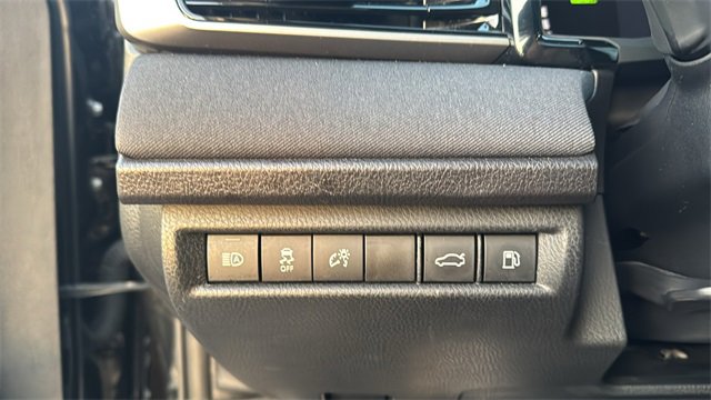 Used 2025 Toyota Camry LE image 14