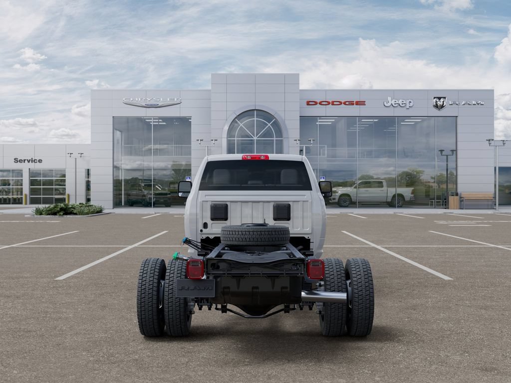 New 2026 RAM 4500 Tradesman w/ Chrome Appearance Group AWD/4WD image 8
