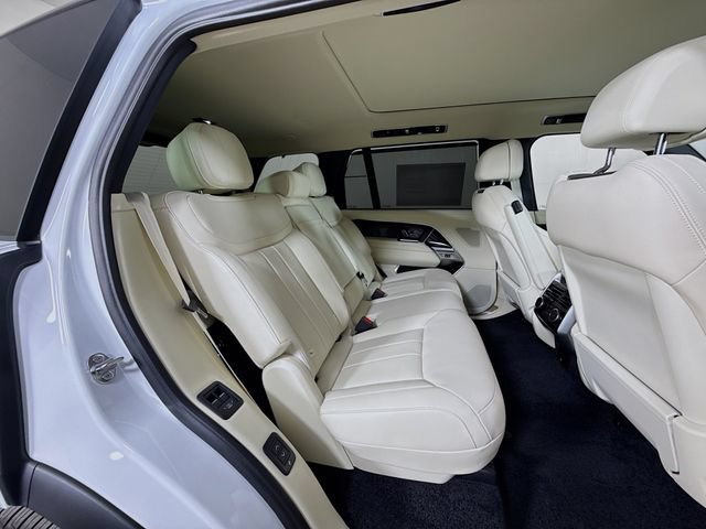 New 2026 Land Rover Range Rover Long Wheelbase SE AWD/4WD image 29