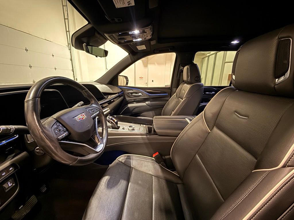 Used 2023 Cadillac Escalade Sport w/ Touring Package image 18