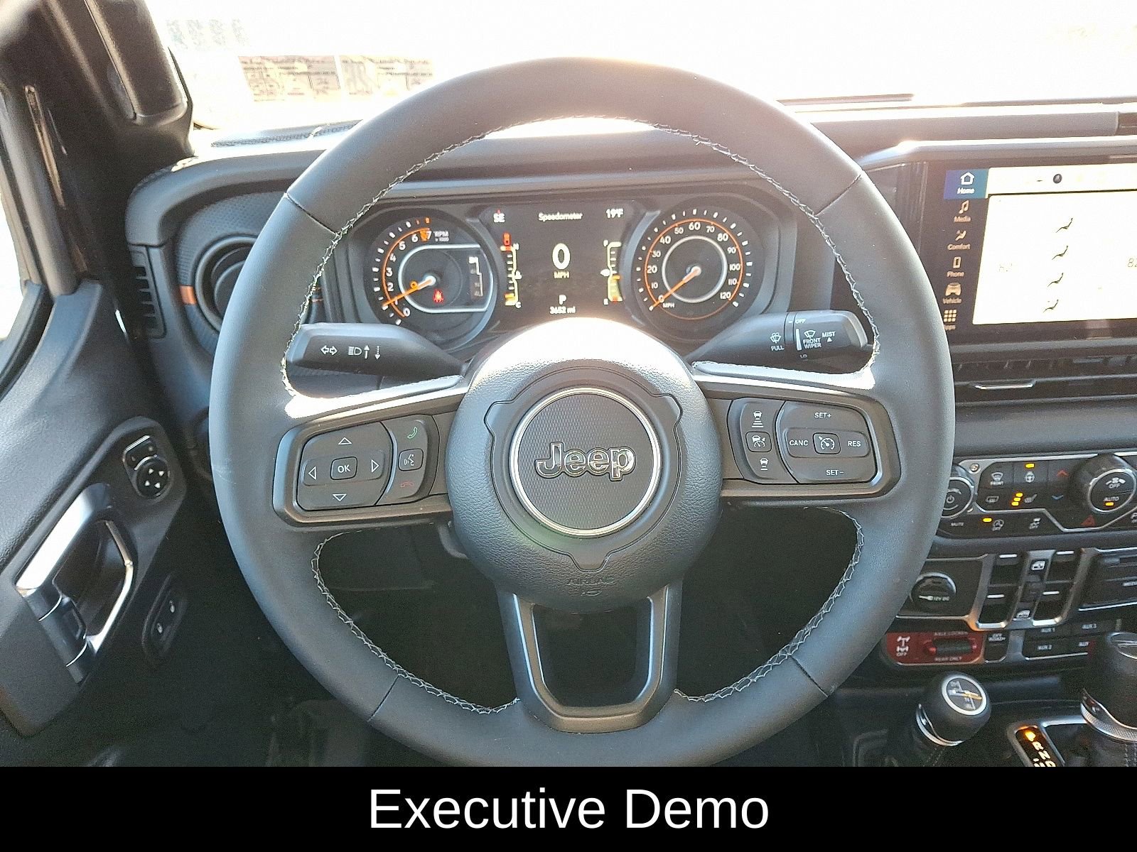 New 2025 Jeep Gladiator Mojave w/ Safety Group AWD/4WD image 20